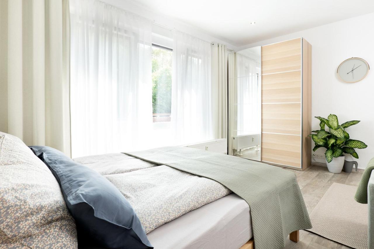 Apart4Me Scandi Apartment Geislingen Zentral Mit Parkplatz Geislingen an der Steige Eksteriør billede